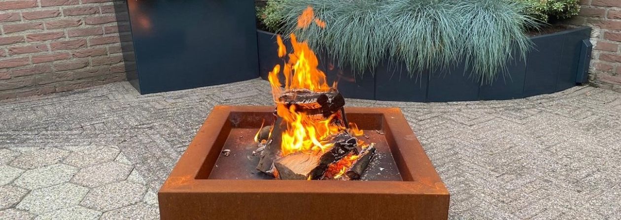 Corten-teräksiset tulikorit Corten-teräksiset tulikorit