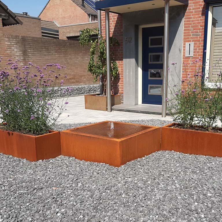 Corten-teräksinen suihkulahde 100 x 100 x 40 cm