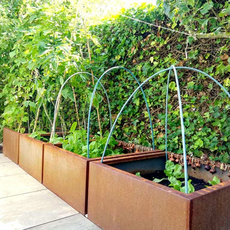 Corten-teräksinen hitsatut istutuslaatikko Montana 80 x 80 x 40 cm