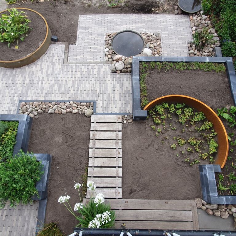 Corten-teräksinen tukimuuri ulkokaarre 100 x 100 cm (korkeus 40 cm)