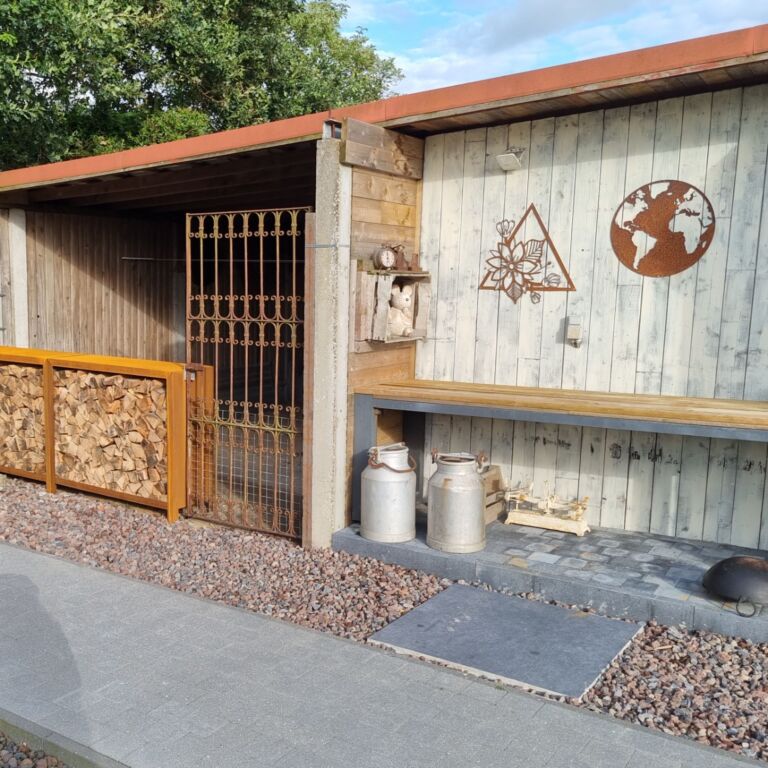 Corten-terästä seinäkoristeet Kukka 1.0