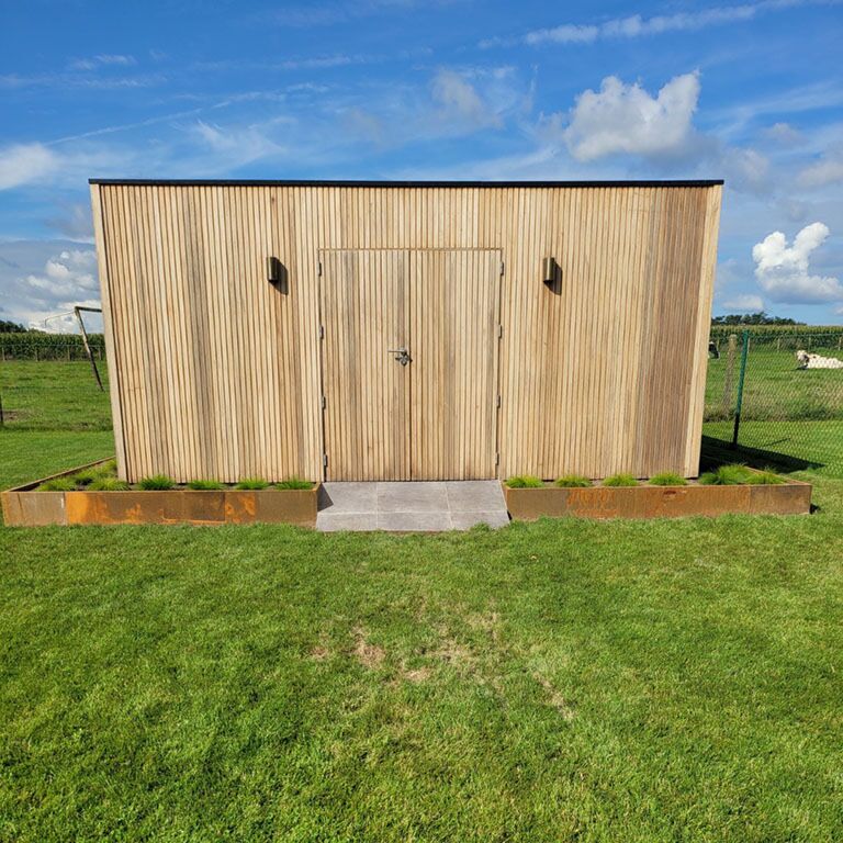 Corten-teräksinen tukimuuri suora 100 cm (korkeus 30 cm)