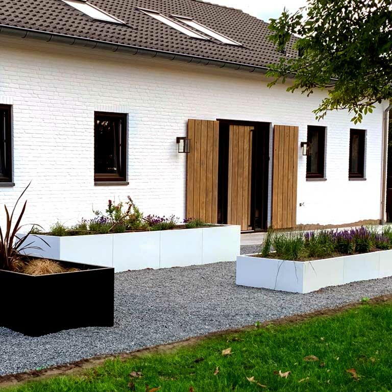 Jauhemaalipinnoitettu teräksinen istutuslaatikko Texas xxl 480 x 120 cm