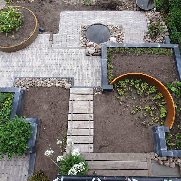 Corten-teräksinen tukimuuri ulkokaarre 100 x 100 cm (korkeus 40 cm)