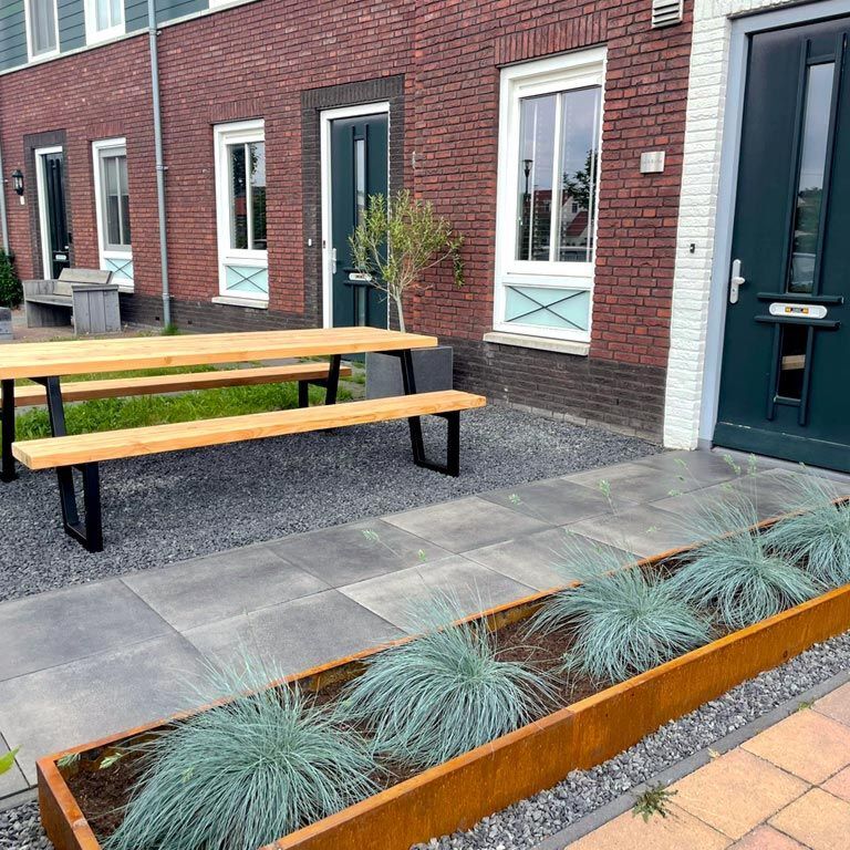 Corten-teräksinen puutarha reunus taitettu 22 cm (pituus 240 cm)