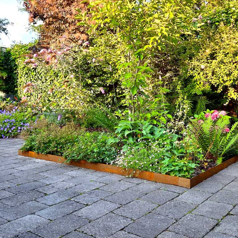 Corten-teräksinen puutarha reunus suora 15 cm (pituus 240 cm)
