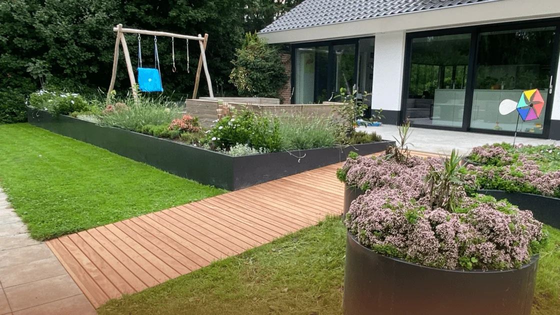 Teräksisen keinonmuurin asentaminen: mihin sinun pitäisi kiinnittää huomiota?