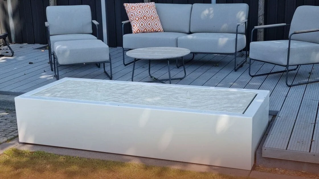 Kuinka asennat vesipöydän?